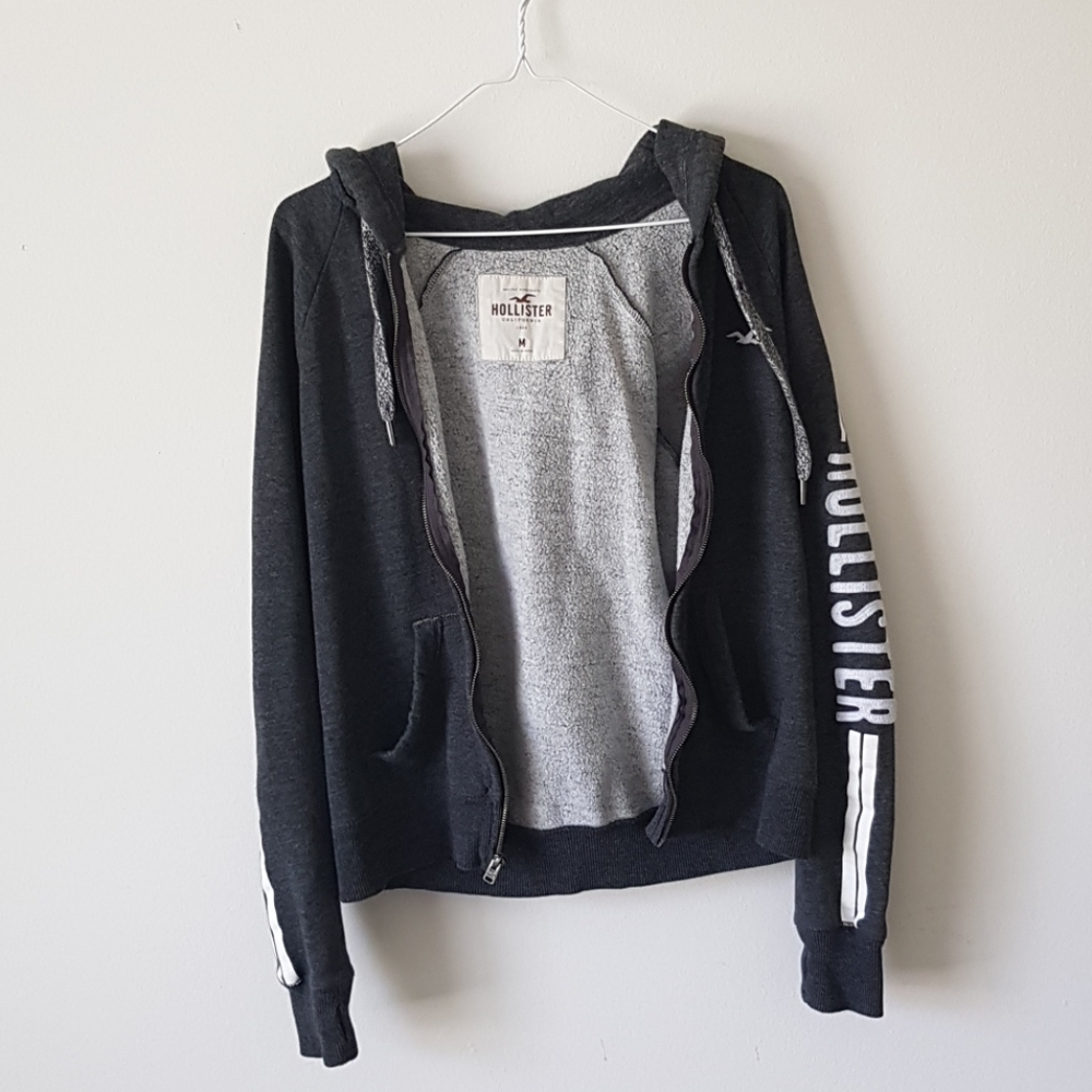 2/10$ gray Hollister jacket long sleeve women